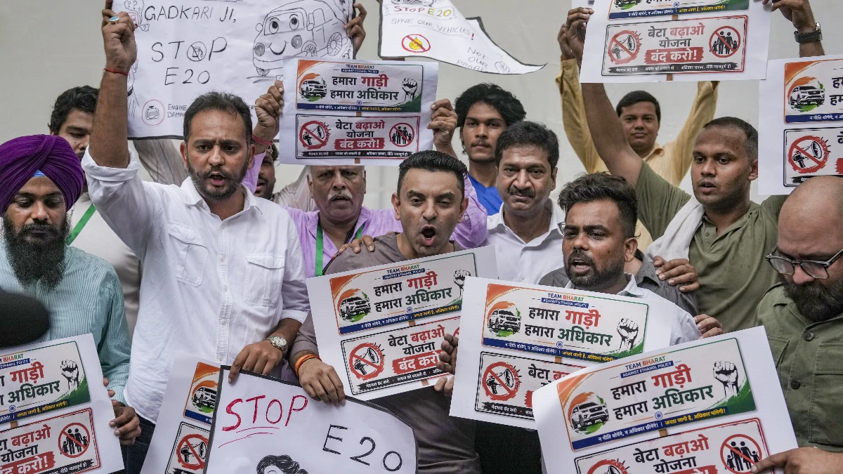 people-protesting-at-jantar-mantar-for-e20-fuel-policies